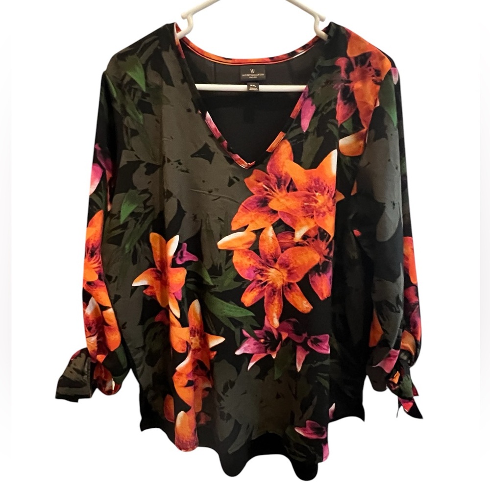 Long Sleeve V-Neck Blouse with Flower Design